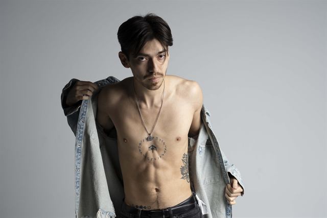 Juan Diego Hernández, chaqueta vaquera